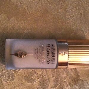 Charlotte Tilbury Airbrush Flawless Foundation